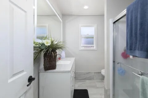 Building Photo - 53 SW Eastern Ave