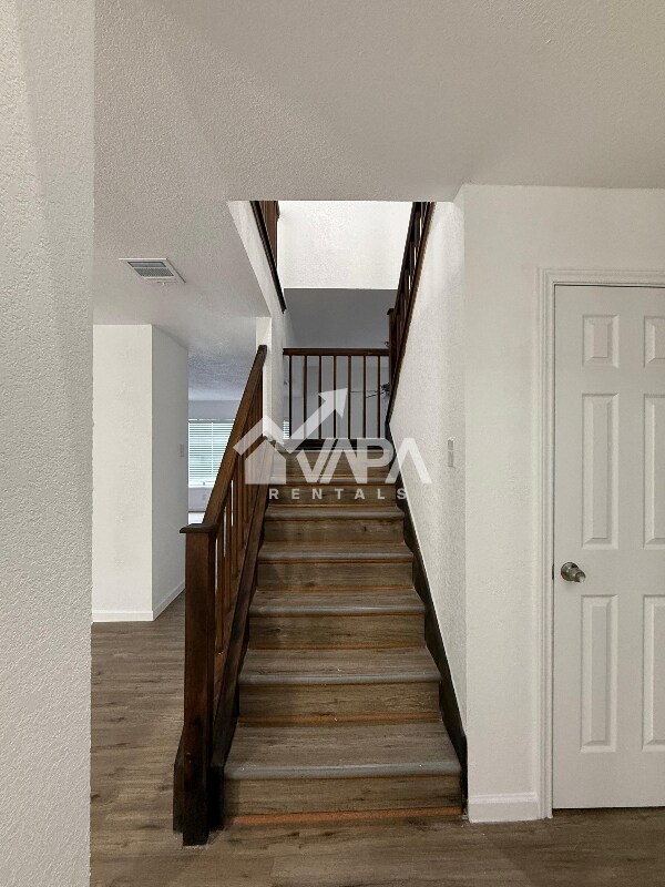 Building Photo - 7102 Grassy Trail