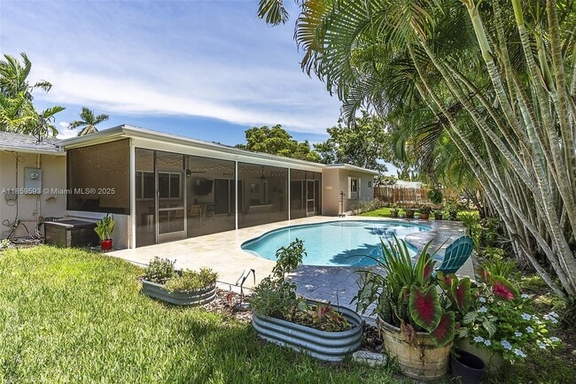 Building Photo - 8520 SW 84th Terrace