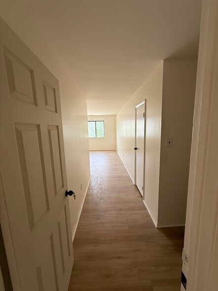 Master bedroom - 60 Sandra Rd