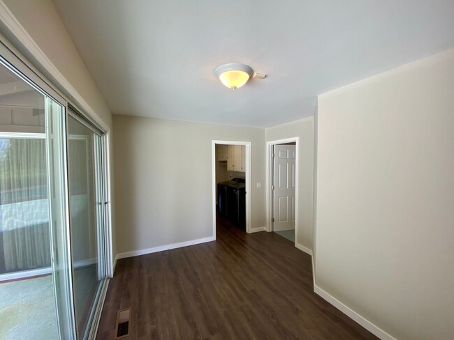 Building Photo - Spacious Single Level Home with Swimming P...