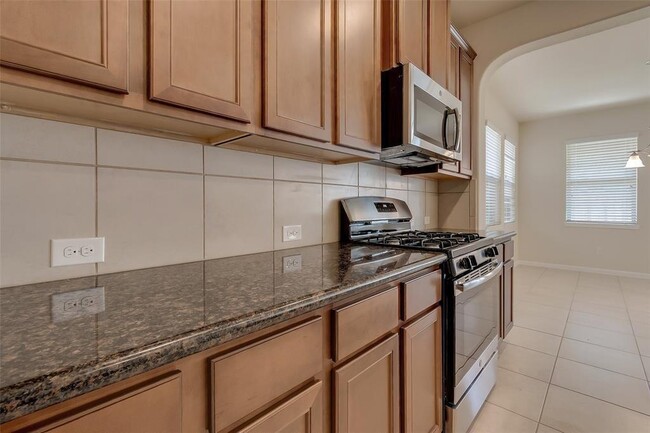 Building Photo - 26907 Skylark Blf Trl