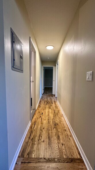Hallway - 581 Crown St