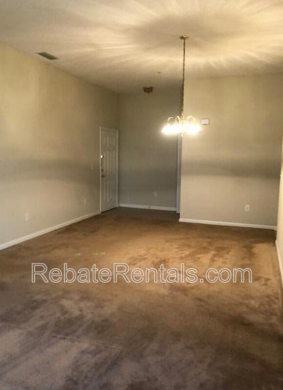 Building Photo - 7032 Deer Lodge Cir