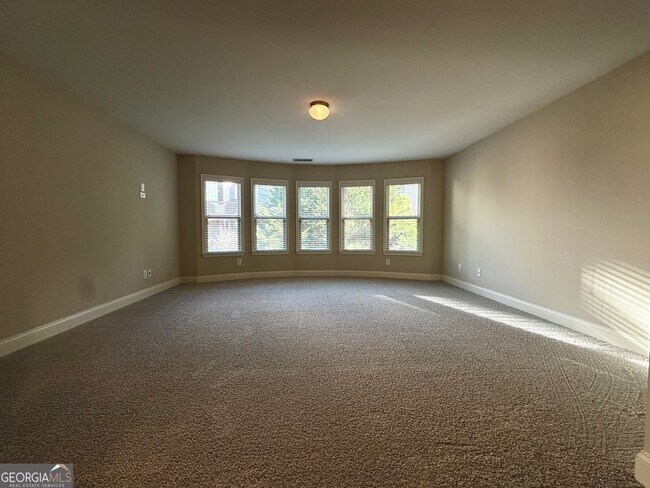 Building Photo - 5605 Upper Creek Ct