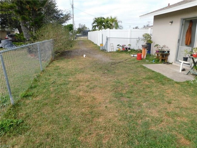 Building Photo - 508 SE 7th St