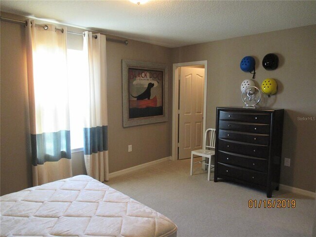Building Photo - 8067 Pond Apple Dr