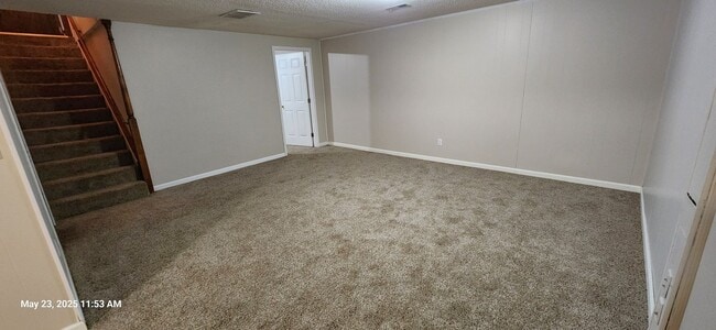 Building Photo - You'll love this 2BR + bsmt bonus rooms ra...