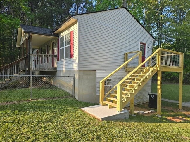 Building Photo - 5008 Old Yorkville Rd