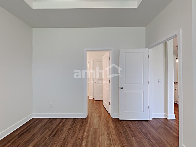 Building Photo - 441 Bluewater Dr