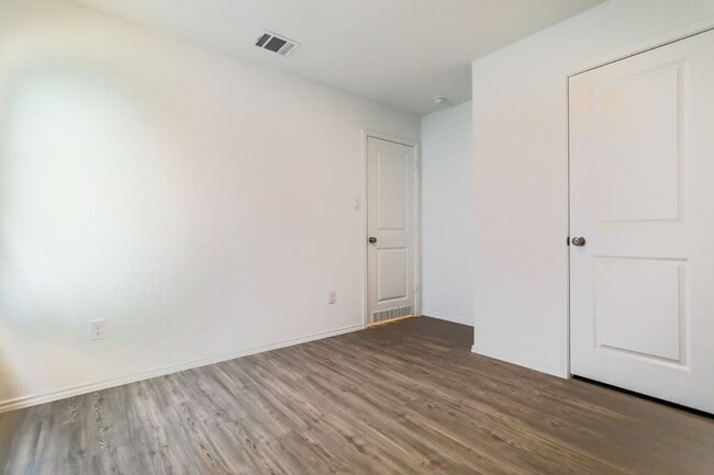 Building Photo - 4220 Revetment Way