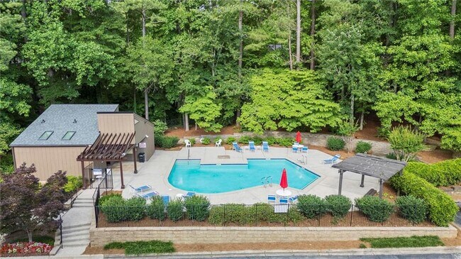 Building Photo - 408 River Run Dr