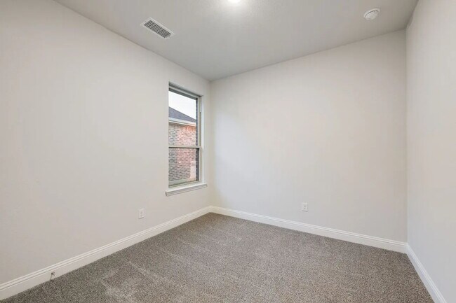 Building Photo - 3125 Buckeye St