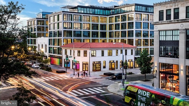 Building Photo - 1357 R St NW