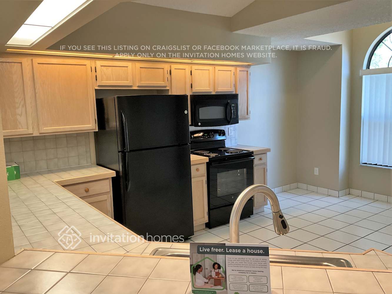 Building Photo - 1018 Henson Ct