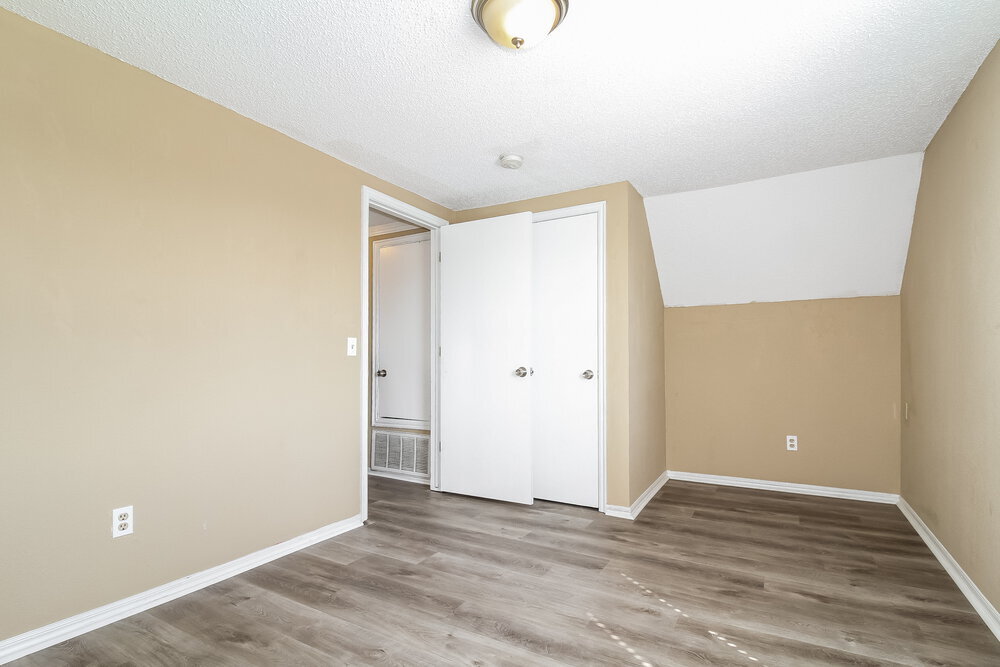 Building Photo - 2110 Westmore Dr