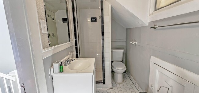 Building Photo - 1389 Agnes Pl