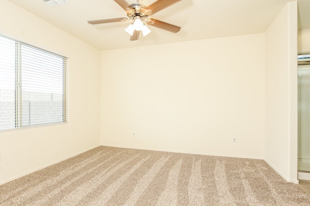 Building Photo - 6989 W Hedge Rose Dr