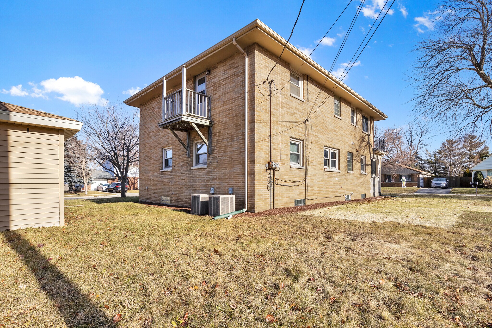 Building Photo - 4305 S Iowa Ave
