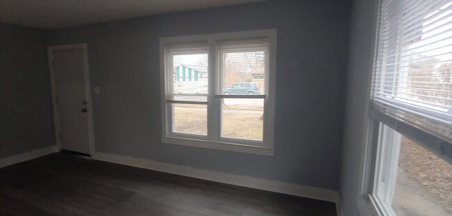 Building Photo - 5955 N 79th St