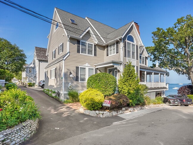 Building Photo - 3 E Beach Dr