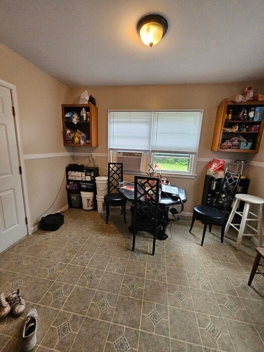 Building Photo - 1945 Hawthorne Ave E