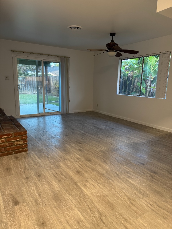 Building Photo - 5904 Daggett Ave