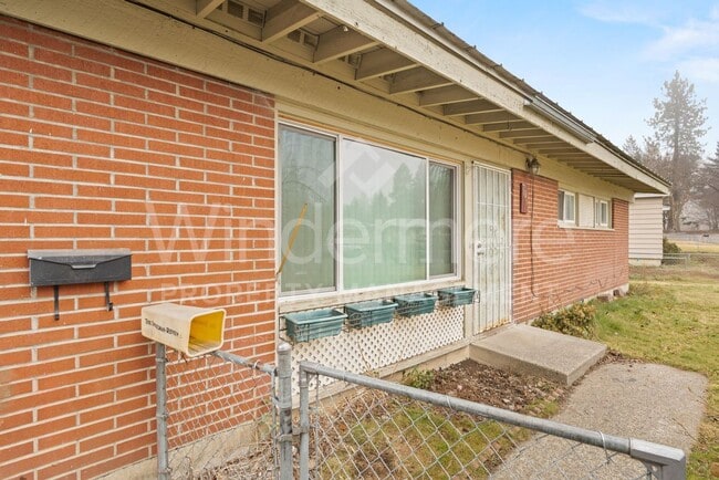 Building Photo - *COMING SOON* Brick Rancher