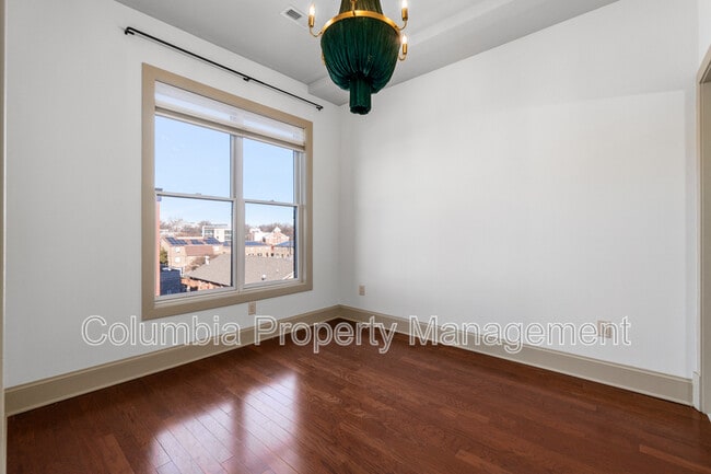 Building Photo - 1301 H St NE