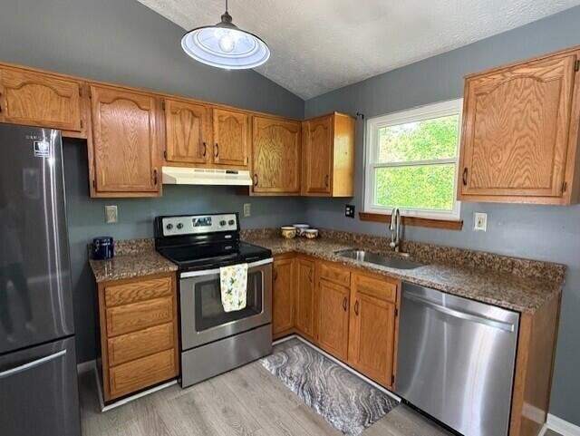 Building Photo - 2640 Ridgecrest Ln