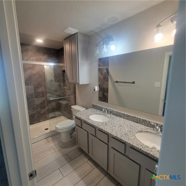 Building Photo - 1655 Barrett Ave