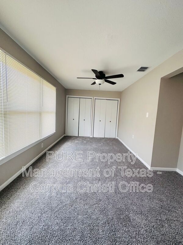 Building Photo - 538 Chase Dr