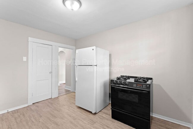 Building Photo - 8129 St Charles Ln