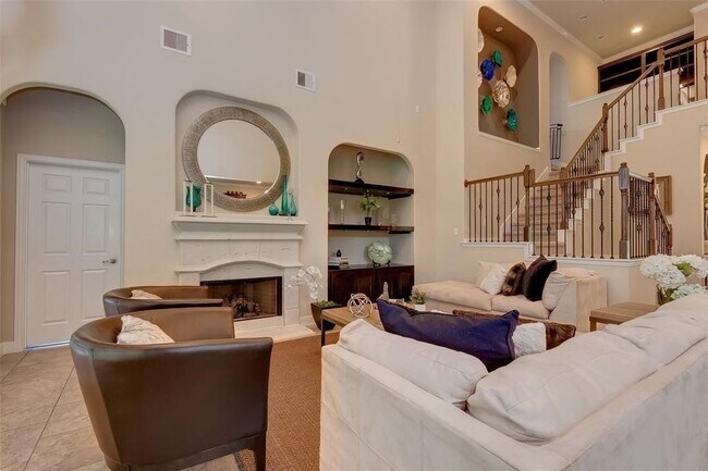 Building Photo - 3 Galleta Ct