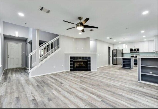 Building Photo - 1816 Wallin Loop