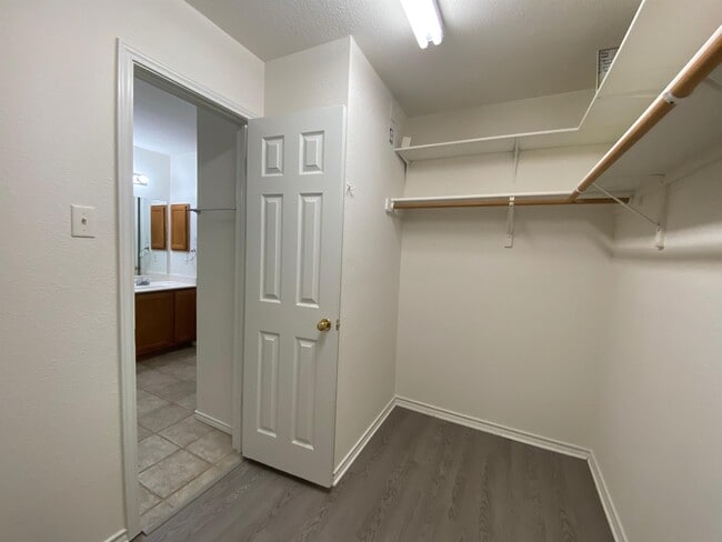 Building Photo - 151 McKennas Cove