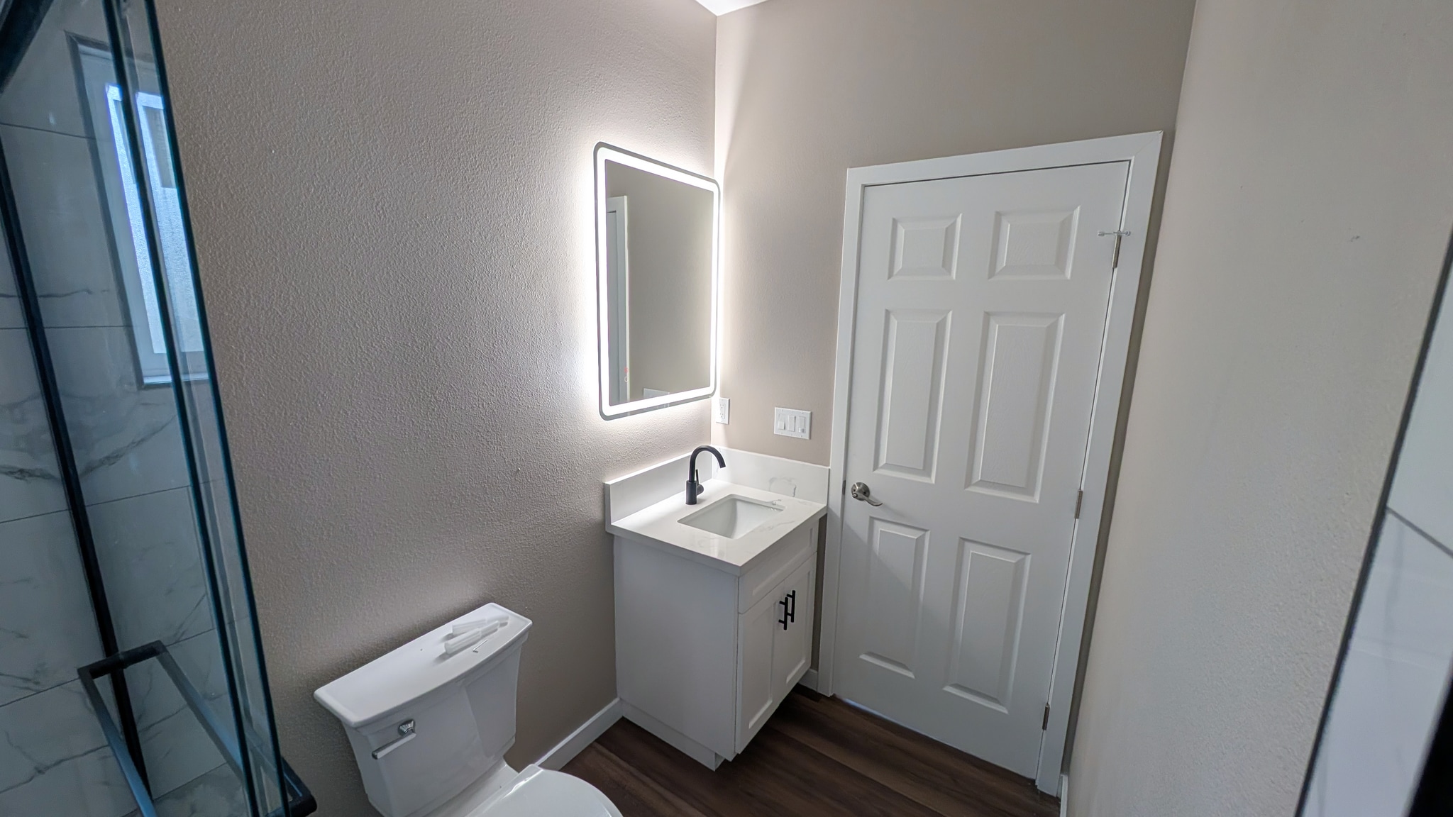 Master Bedroom Full Bathroom Master Bedroom Full Bathroom - 14962 Lambert Rd