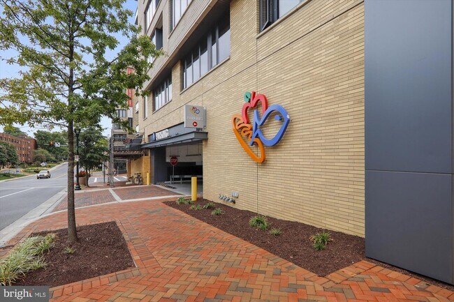 Building Photo - 6403 Tone Dr