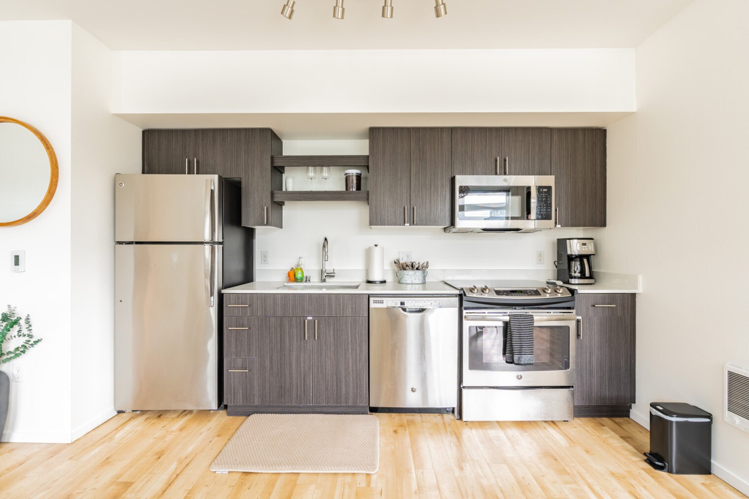 Building Photo - 2207 E Union St