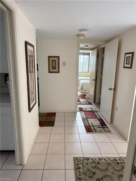 Building Photo - 15 Bluebill Ave