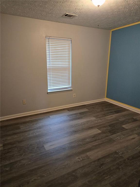 Building Photo - 830 Melrose Park Pl NW