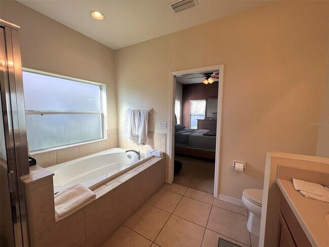 Building Photo - 11721 Manistique Way