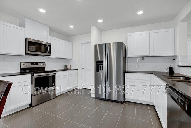 Building Photo - 667 Anthem Ln