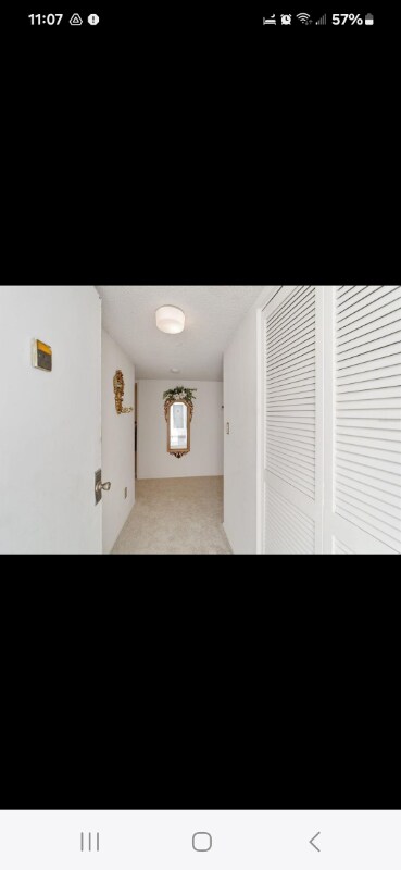 Building Photo - 557 Midway Dr