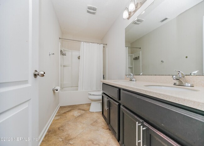 Building Photo - 577 Porta Rosa Circle
