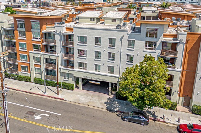 Building Photo - 100 S Alameda St