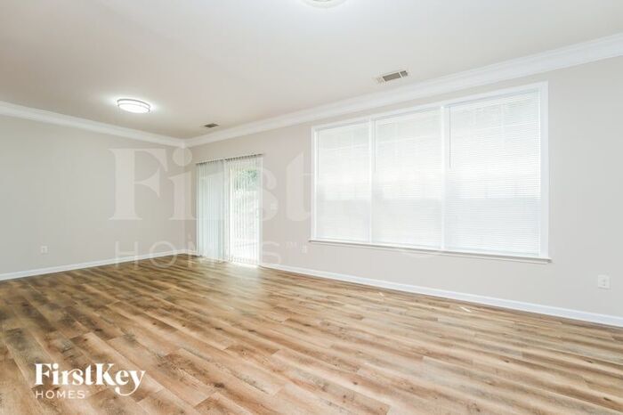 Building Photo - 969 Treymont Way SW