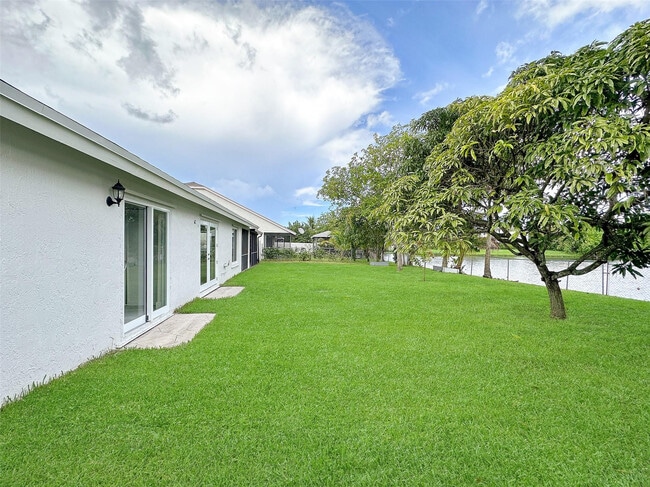 Building Photo - 7360 NW 54th St