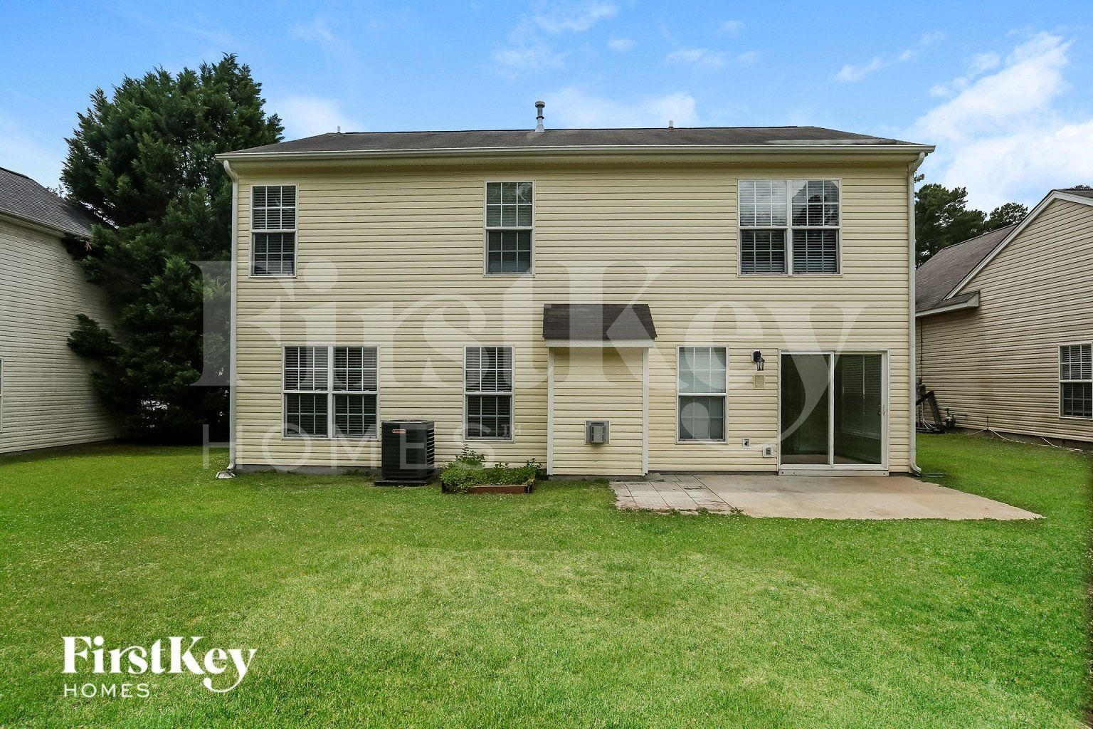 Building Photo - 1941 Summit Ridge Ln