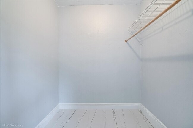 Building Photo - 4971 SW 7th Ct